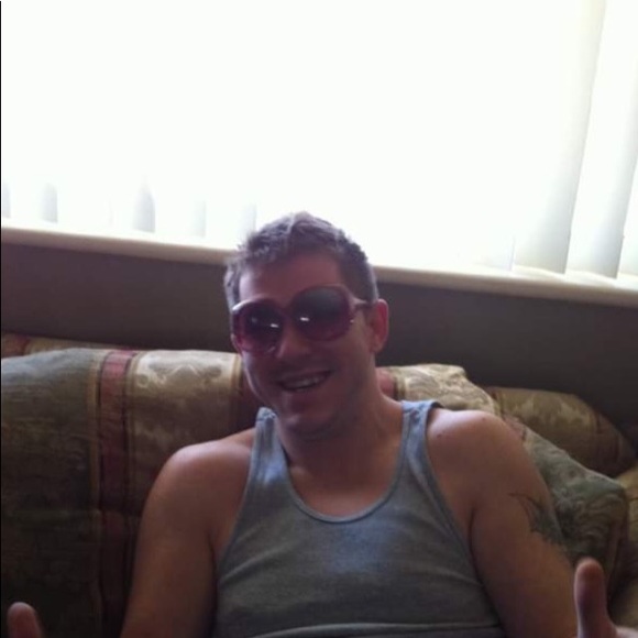 Meet your Posher, Daniel - Picture 1 of 1